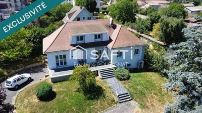 /international/fr/ambert-auvergne-310101380685/?lang=en