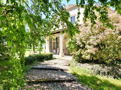/international/fr/villebramar-aquitaine-310107412612/
