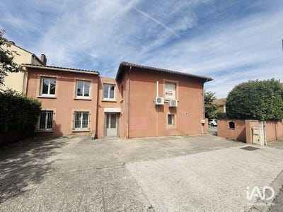 /international/fr/carpentras-provence-alpes-cote-d-azur-310108924344/