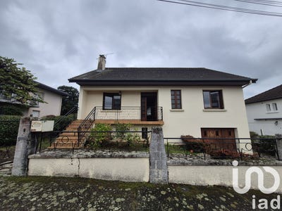 /international/fr/montlucon-auvergne-310107673419/