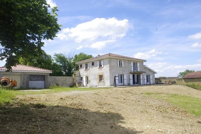 /international/fr/peyrusse-vieille-midi-pyrenees-310109114042/?lang=it