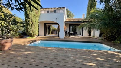 /international/fr/les-angles-languedoc-roussillon-310110114211/