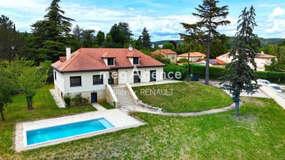 /international/fr/pradines-midi-pyrenees-310108996142/?lang=id