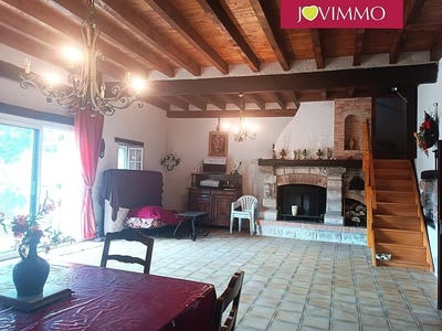 /international/fr/vallon-en-sully-auvergne-310100659637/?lang=zh-tw