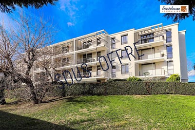 /international/fr/saint-genis-laval-rhone-310105190972/?lang=th