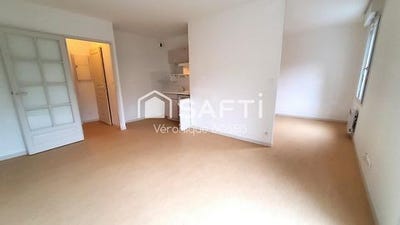 /international/fr/la-roche-sur-yon-pays-de-la-loire-310103221861/