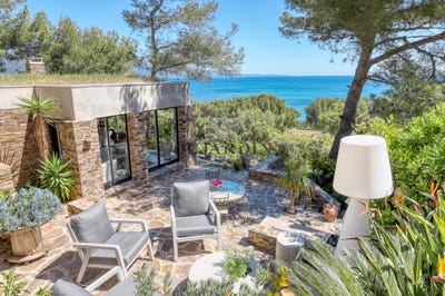 /international/fr/bormes-les-mimosas-provence-alpes-cote-d-azur-310098142899/?lang=zh-tw