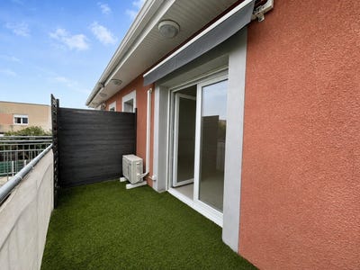 /international/fr/bassan-languedoc-roussillon-310108899709/