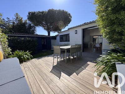 /international/fr/les-portes-en-re-charente-310107411322/