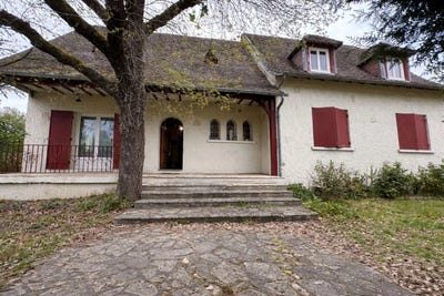 /international/fr/tocane-saint-apre-aquitaine-310107497961/