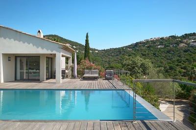 /international/fr/la-croix-valmer-hh-14293362-la-croix-valmer-provence-alpes-cote-d-azur-310100954892/
