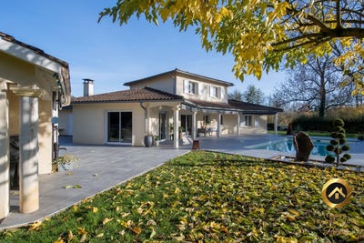 /international/fr/denice-rhone-310103713834/