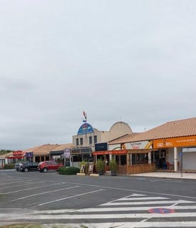 /international/fr/gruissan-languedoc-roussillon-310107790983/