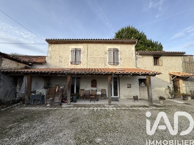 /international/fr/oradour-charente-310104499090/