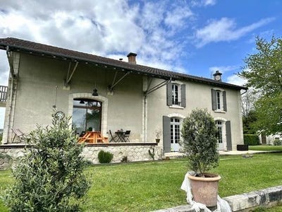 /international/fr/bonnes-charente-120091067320/
