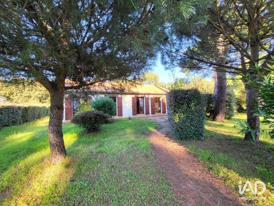 /international/fr/soulac-sur-mer-aquitaine-310107902071/