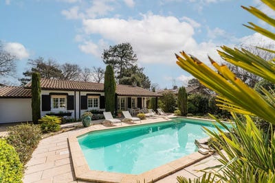 /international/fr/pyla-sur-mer-aquitaine-310110359598/