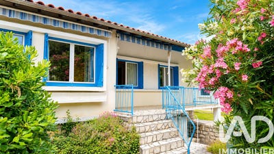 /international/fr/meschers-sur-gironde-charente-310108925195/