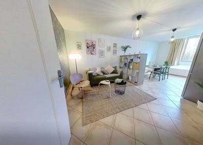 /international/fr/rue-philippe-fabia-lyon-rhone-310108591817/