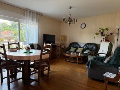 /international/fr/saintes-charente-310101487491/