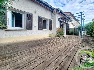 /international/fr/ceret-languedoc-roussillon-310100993709/?lang=zh-cn