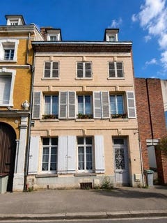/international/fr/abbeville-picardie-310108704856/