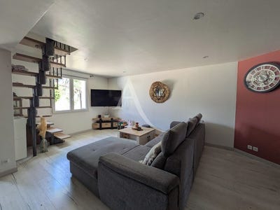 /international/fr/veuzain-sur-loire-centre-val-de-loire-310108261783/