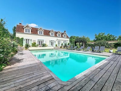 /international/fr/francueil-centre-val-de-loire-310099724724/?lang=zh-tw