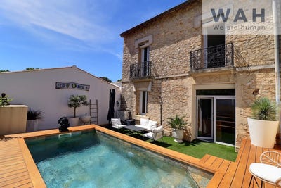 /international/fr/valergues-languedoc-roussillon-310107978875/