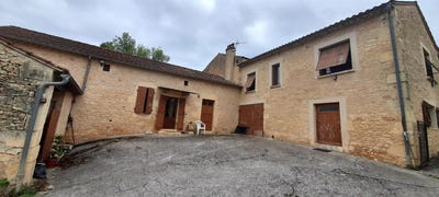 /international/fr/cuzorn-aquitaine-310098747123/
