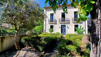 /international/fr/lamalou-les-bains-languedoc-roussillon-310107760353/
