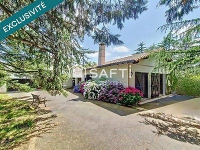 /international/fr/saint-aubin-des-ormeaux-pays-de-la-loire-310102399495/