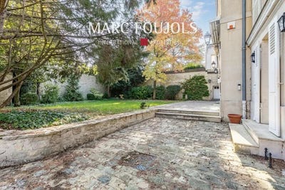/international/fr/compiegne-picardie-310105915470/?lang=it