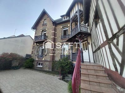 /international/fr/lisieux-la-basse-normandie-310108705130/