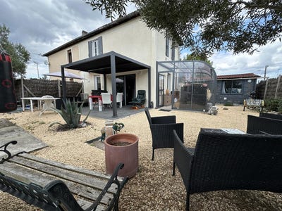 /international/fr/casteljaloux-aquitaine-310102295391/