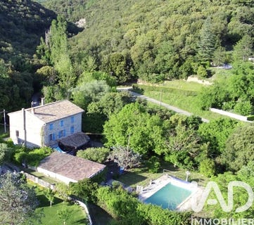 /international/fr/viviers-rhone-310107973158/