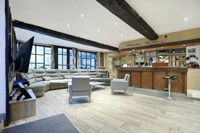/international/fr/la-guerche-de-bretagne-brittany-310107970371/