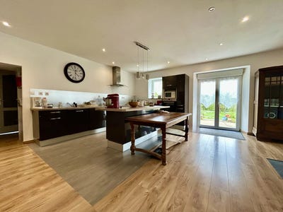 /international/fr/saint-viaud-pays-de-la-loire-310098948190/