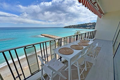 /international/fr/roquebrune-cap-martin-provence-alpes-cote-d-azur-310107294218/