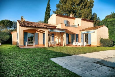 /international/fr/villars-provence-alpes-cote-d-azur-310101497347/?lang=en