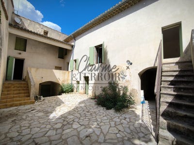 /international/fr/uzes-aquitaine-310104917948/