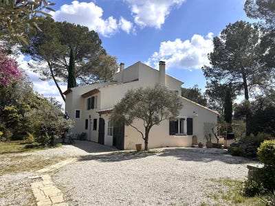 /international/fr/carces-provence-alpes-cote-d-azur-310101111141/?lang=en