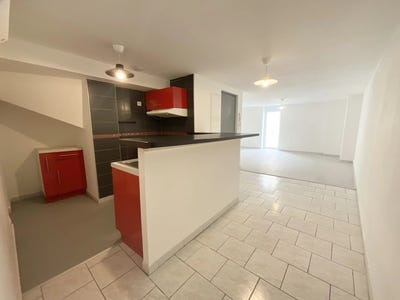 /international/fr/6-route-de-villefranche-realmont-midi-pyrenees-310108329210/
