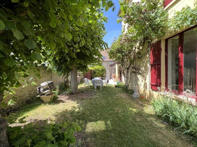 /international/fr/neauphle-le-vieux-ile-de-france-120090878485/