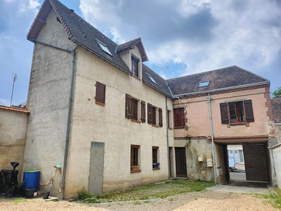 /international/fr/maintenon-centre-val-de-loire-310100493688/