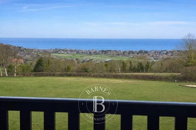 /international/fr/tourgeville-la-basse-normandie-310104402408/