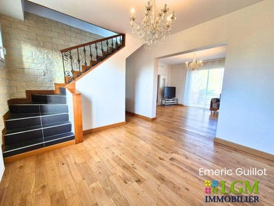 /international/fr/blois-centre-val-de-loire-310109097835/?lang=th