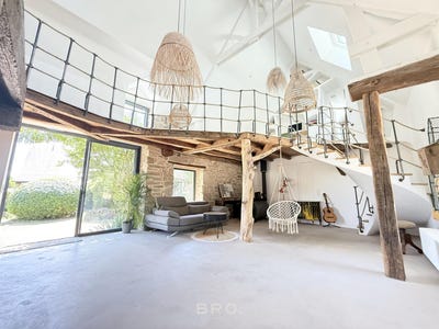 /international/fr/saint-nolff-brittany-310105627492/?lang=id