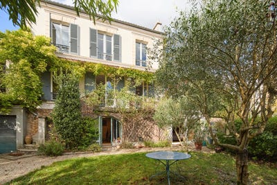 /international/fr/sevres-ile-de-france-310108596314/