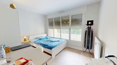 /international/fr/rue-de-la-chapelle-lyon-rhone-310106422971/